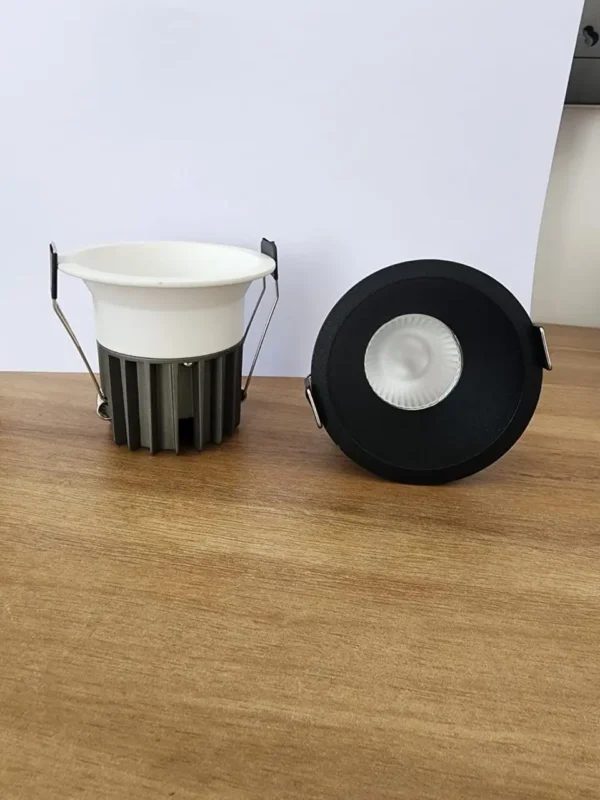 DETLA COB MODEL - Image 3