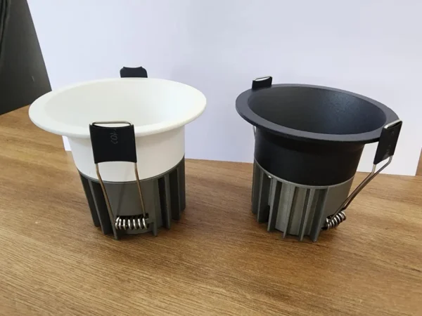 DETLA COB MODEL - Image 4